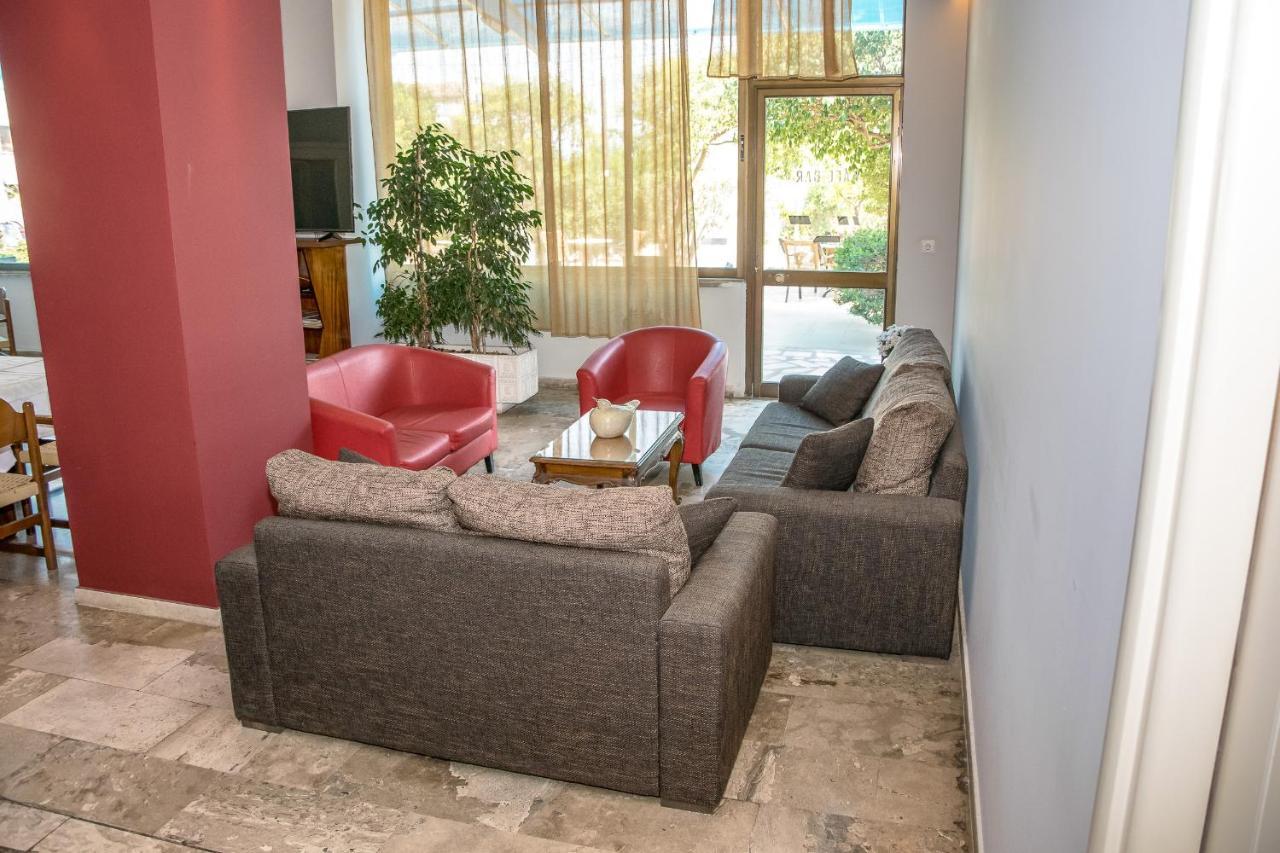 Telis Hotel Aigio Dış mekan fotoğraf