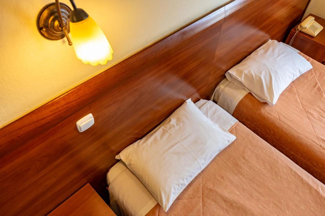 Telis Hotel Aigio Dış mekan fotoğraf